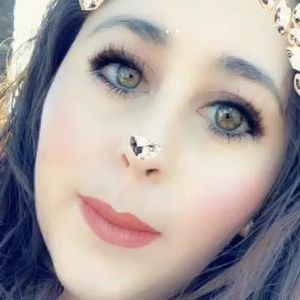 Meet your Posher, Alejandra 'isabel'